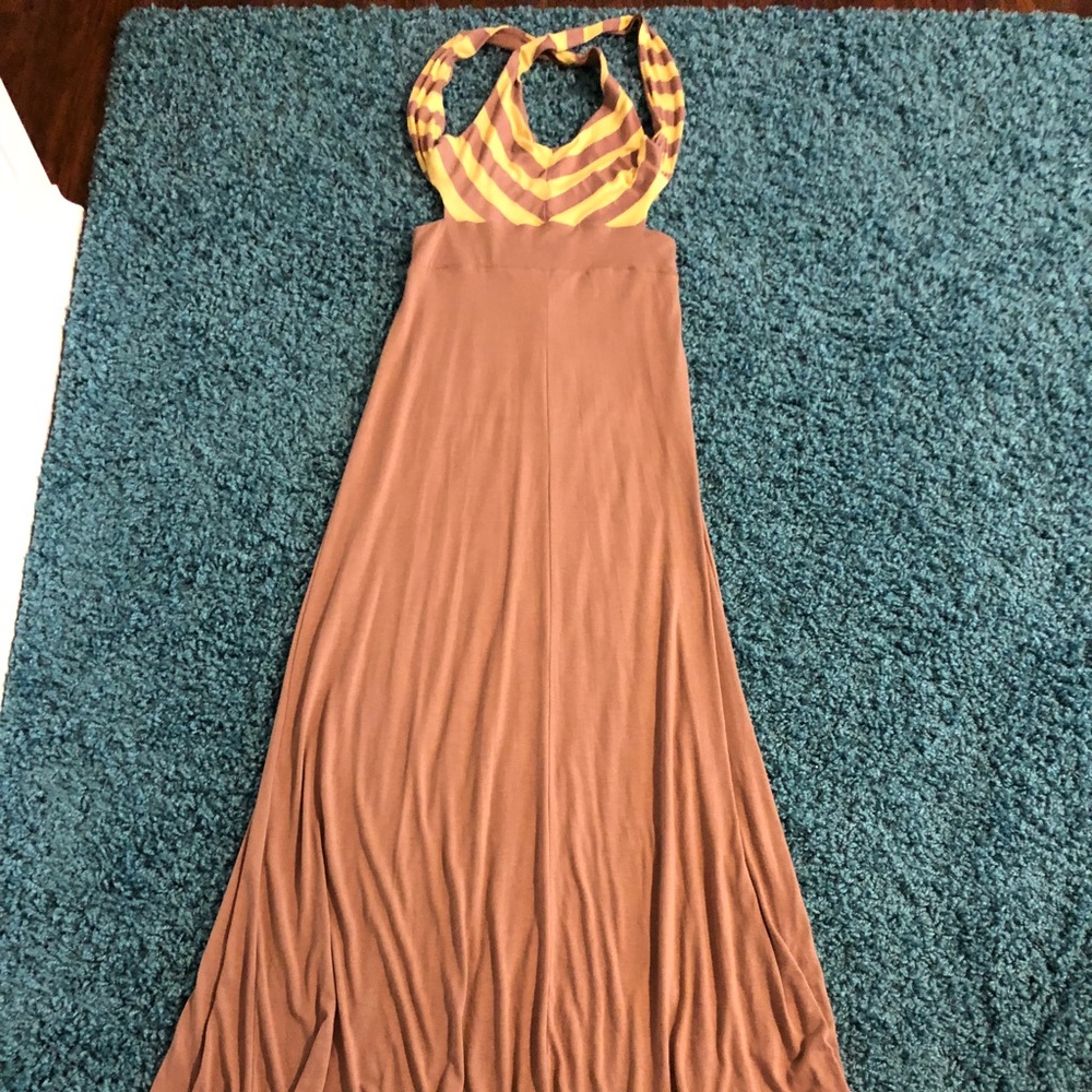 Bar III crisscross back yellow and tan maxi dress